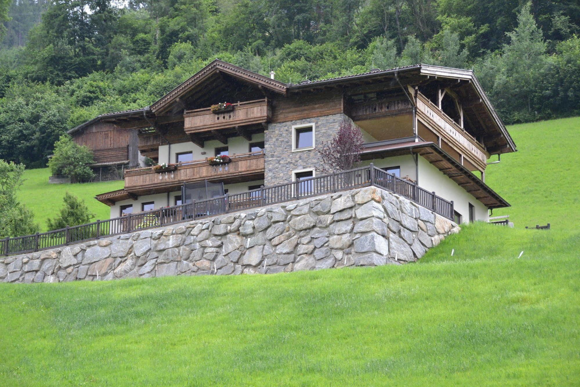 Chalets & Apartments Wachterhof Kaltenbach Dış mekan fotoğraf